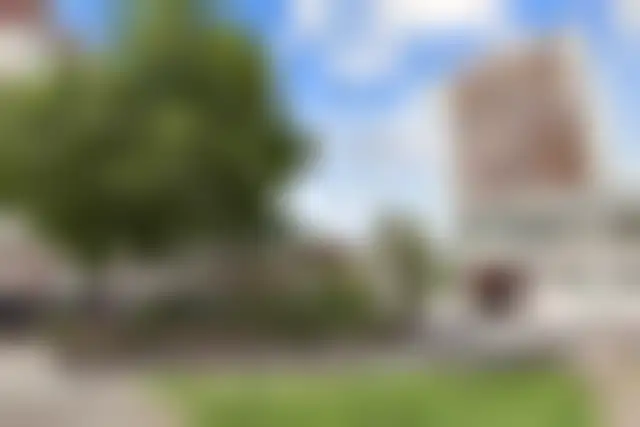Bureau 250 m² – Sèvres (92310) – offre confidentielle