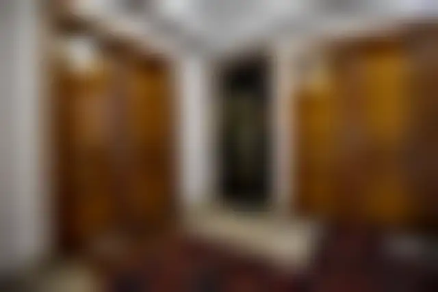 Local Professionnel 90 m² – Paris (75014) – offre confidentielle