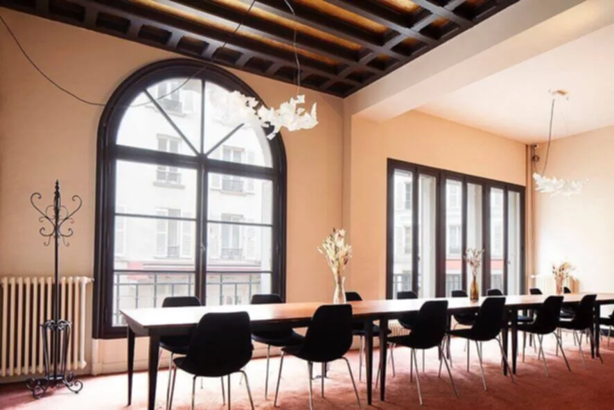 Bureau 332 m² – Paris (75008)