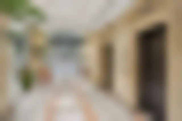 Bureau 660 m² – Paris (75116) – offre confidentielle