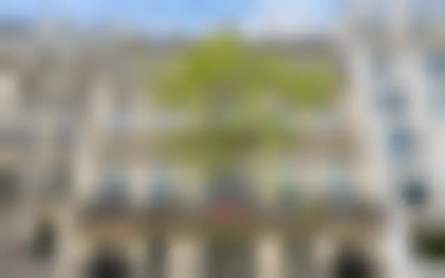 Bureau 660 m² – Paris (75116) – offre confidentielle