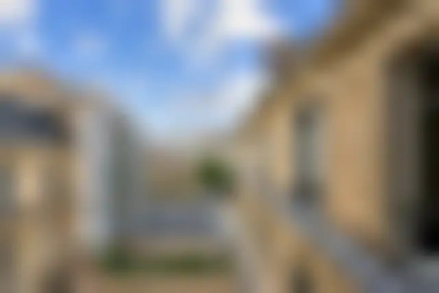 Bureau 140 m² – Paris (75008) – offre confidentielle