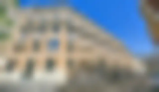 Bureau 6 840 m² – Paris (75015) – offre confidentielle
