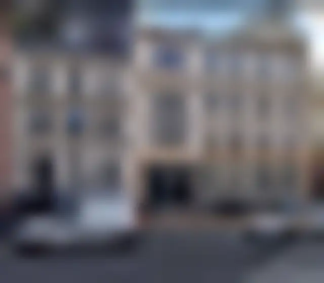 Bureau 170 m² – Paris (75017) – offre confidentielle