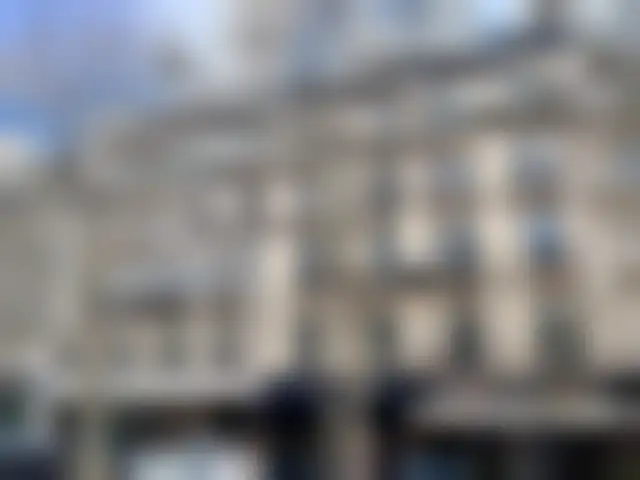 Bureau 1 110 m² – Paris (75008) – offre confidentielle