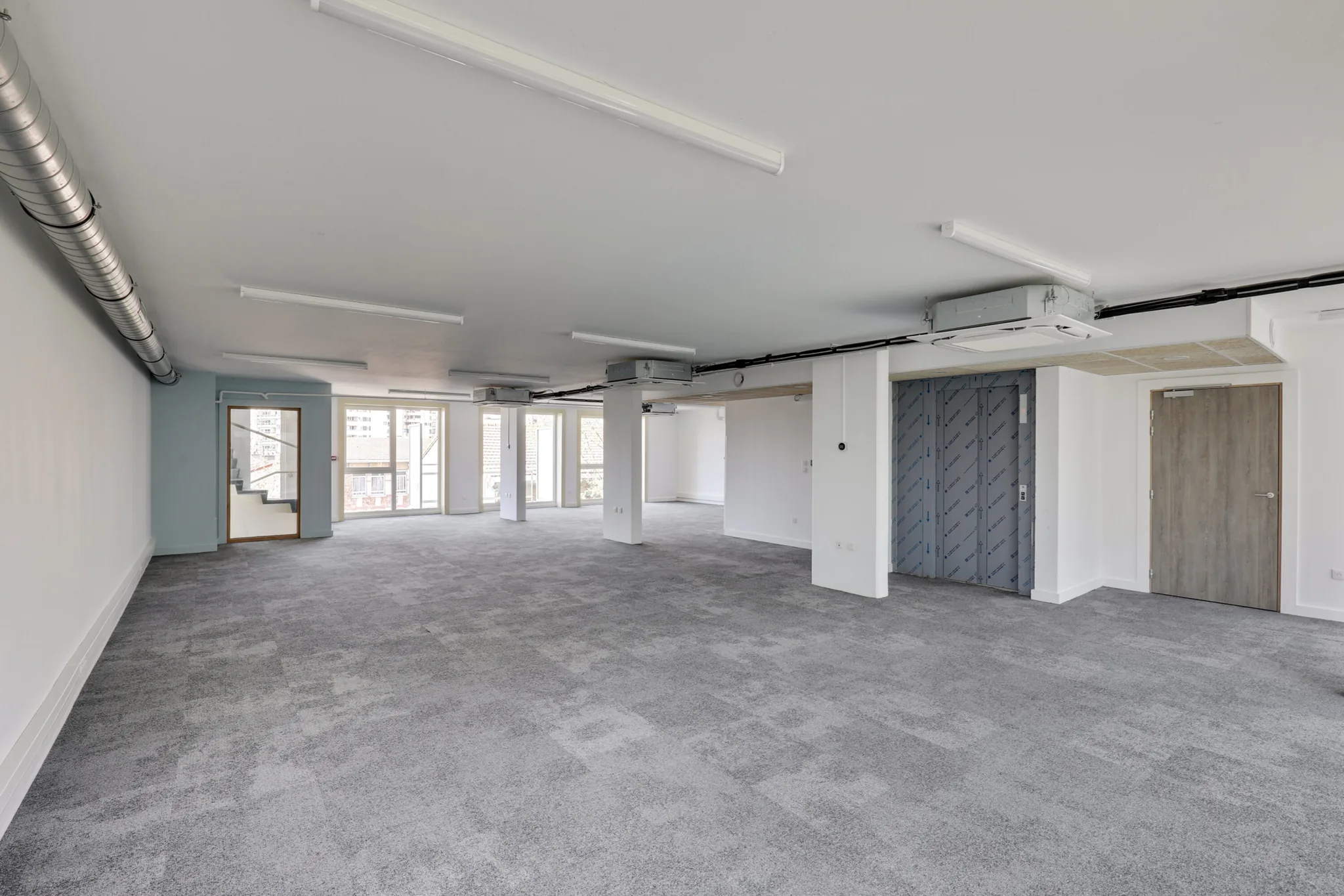 Bureau 929 m² – Vanves (92170)