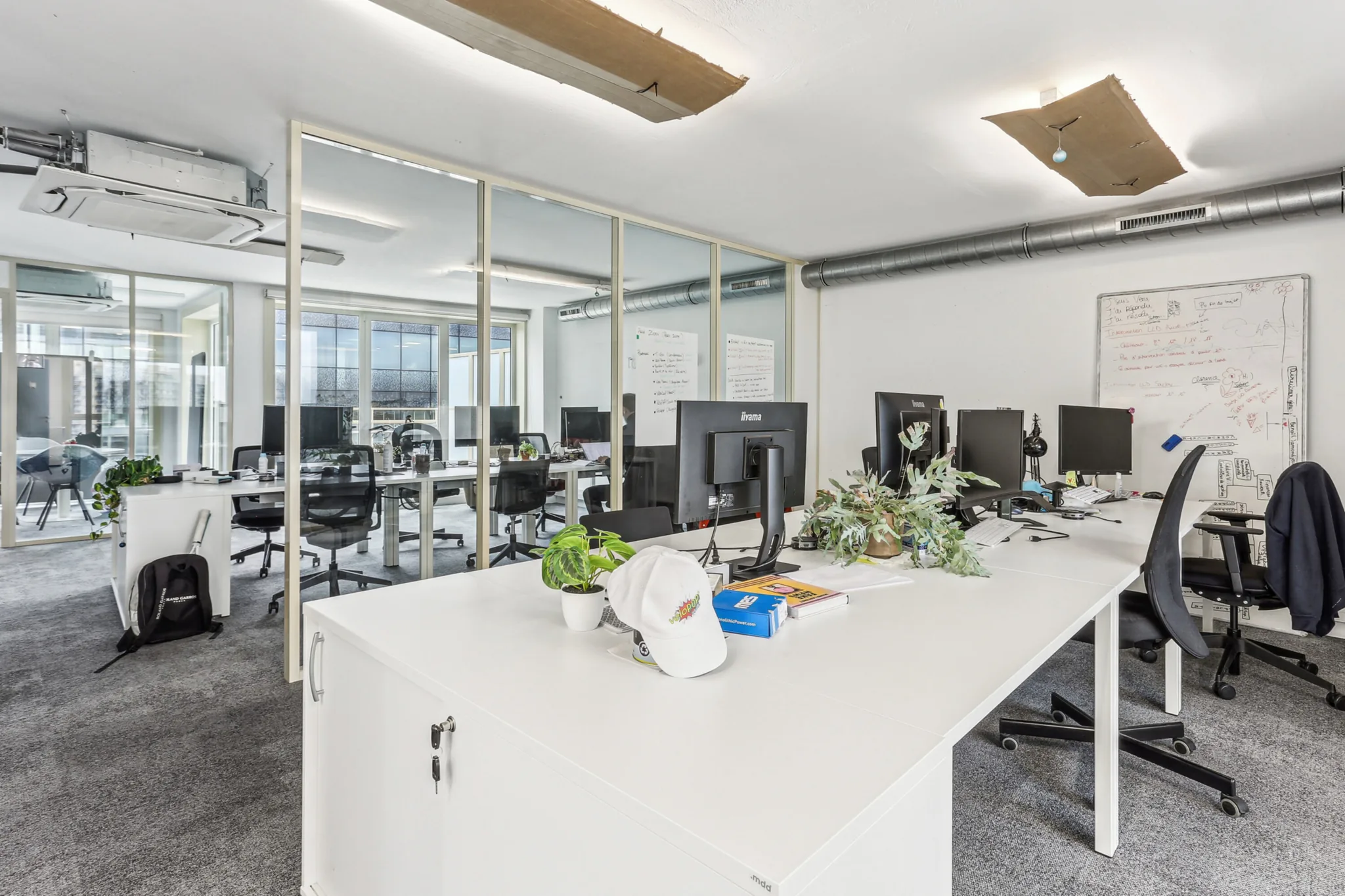 Bureau 929 m² – Vanves (92170)