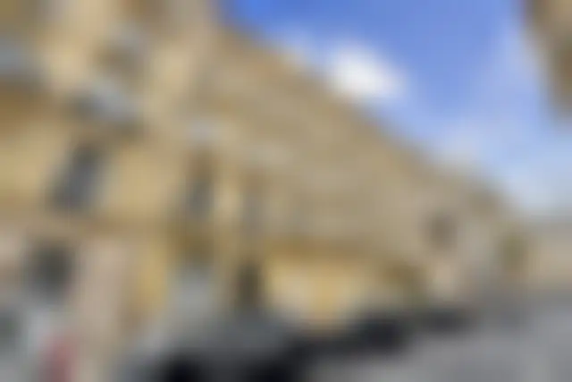 Bureau 290 m² – Paris (75008) – offre confidentielle