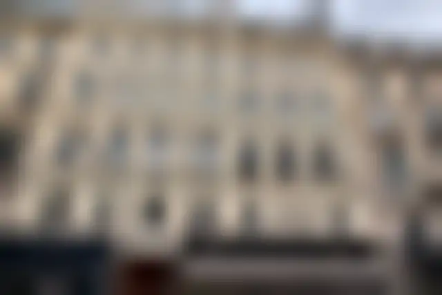 Bureau 100 m² – Paris (75009) – offre confidentielle
