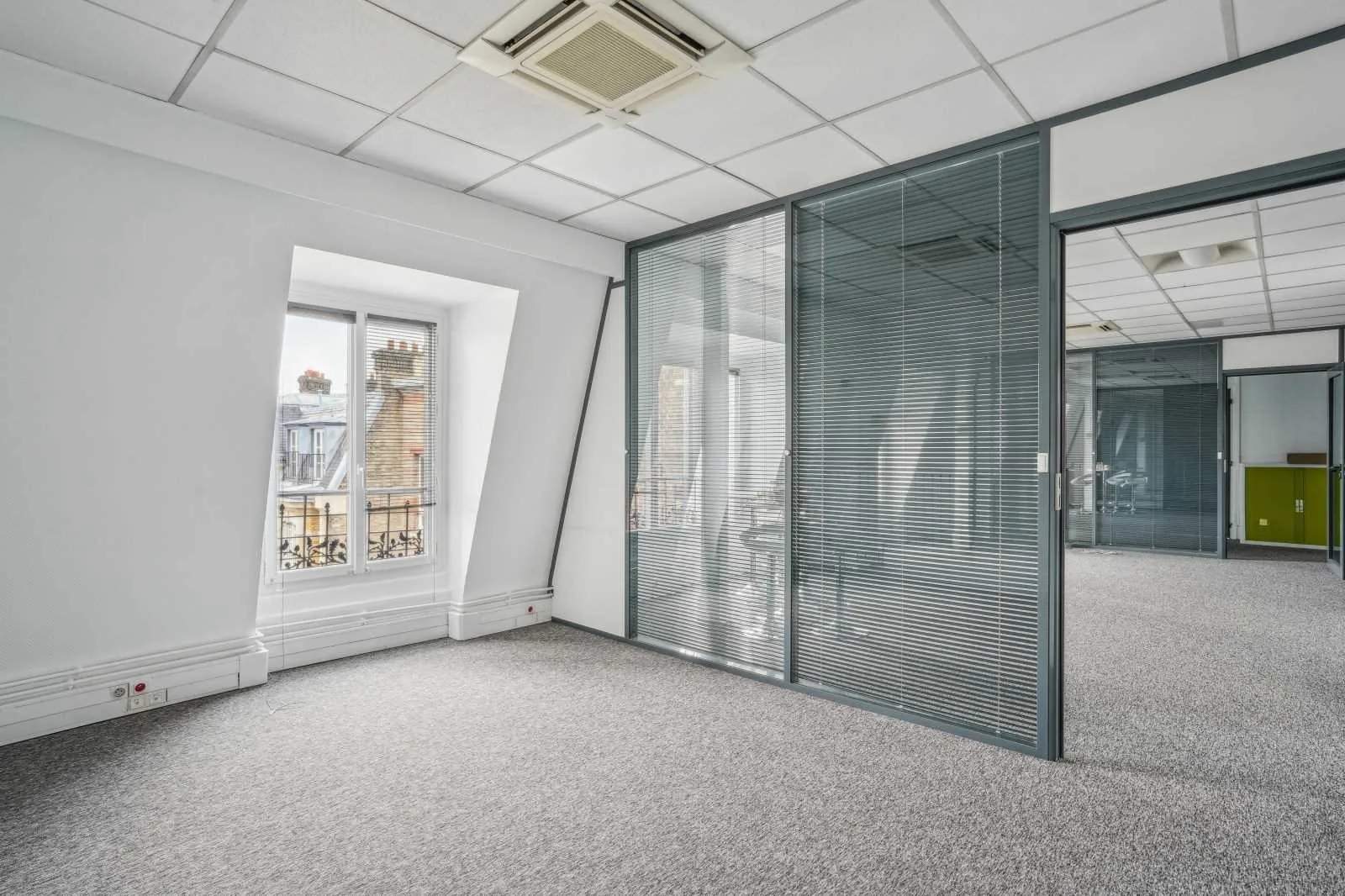 Bureau 247 m² – Paris (75009)