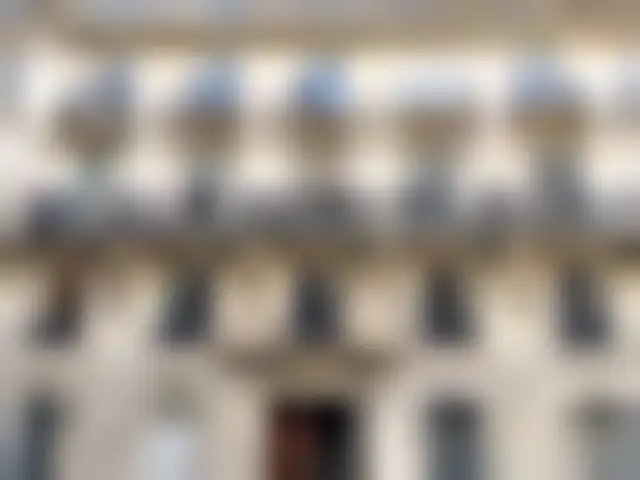 Local Professionnel 280 m² – Paris (75017) – offre confidentielle