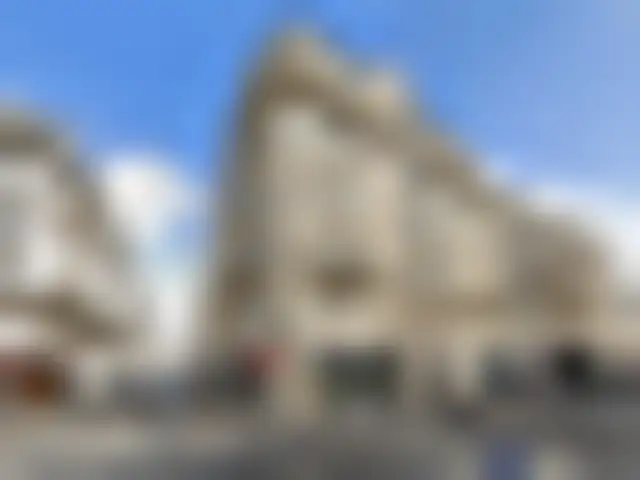 Bureau 160 m² – Paris (75008) – offre confidentielle