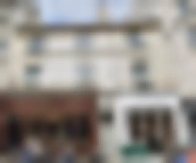 Bureau 160 m² – Paris (75011) – offre confidentielle