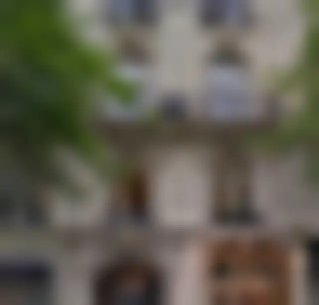 Bureau 350 m² – Paris (75116) – offre confidentielle
