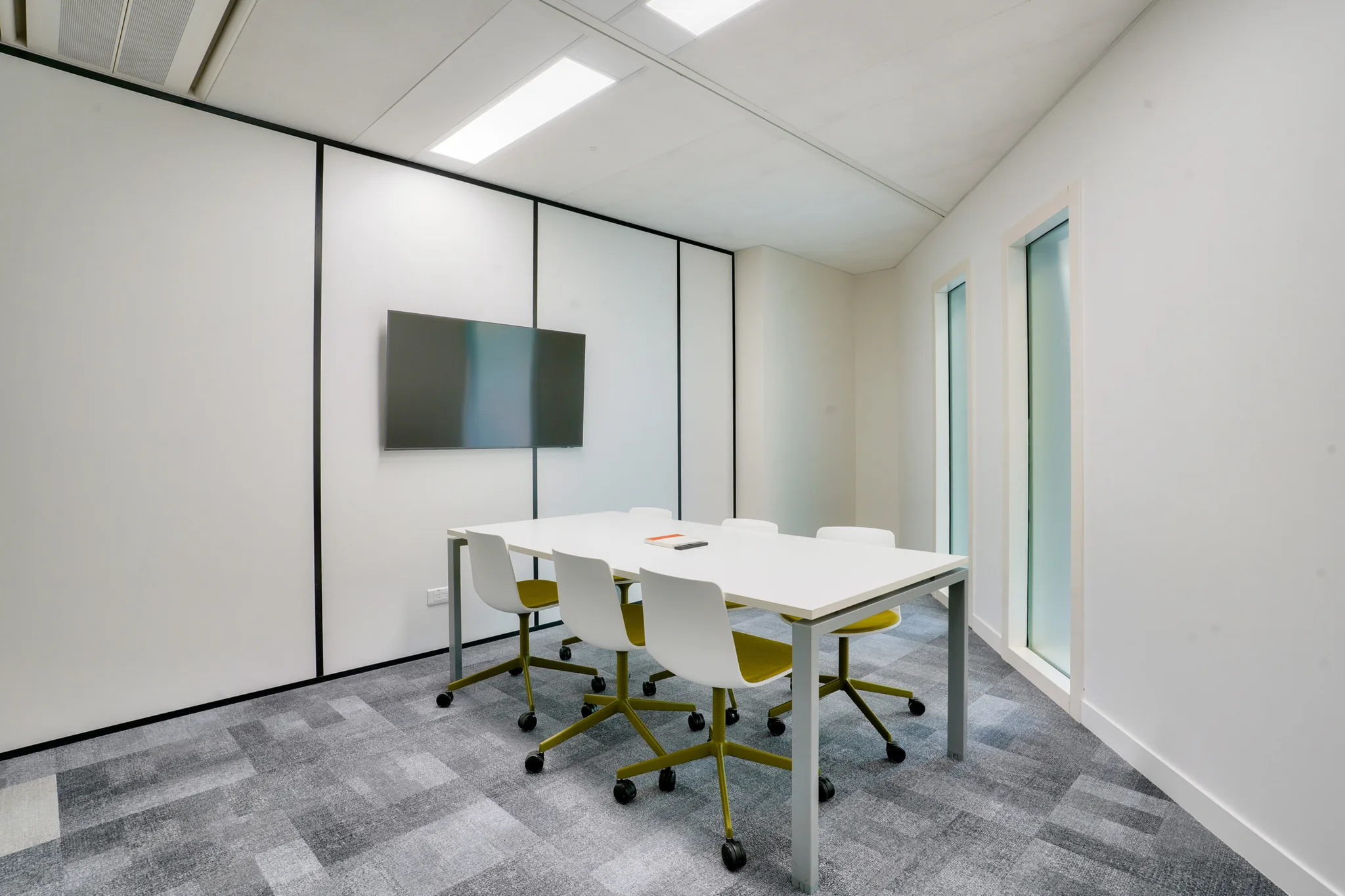 Bureau 86 m² – Puteaux (92800)