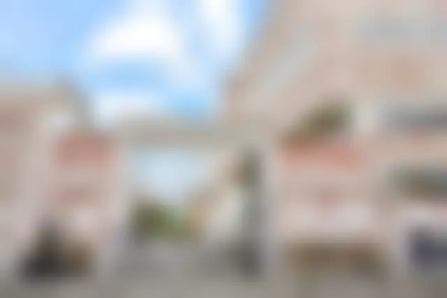Bureau 560 m² – Montreuil (93100) – offre confidentielle