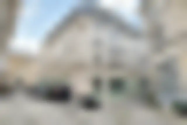 Bureau 820 m² – Paris (75011) – offre confidentielle