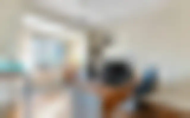 Bureau 140 m² – Paris (75014) – offre confidentielle