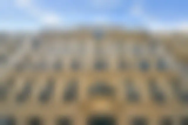 Bureau 3 780 m² – Paris (75008) – offre confidentielle
