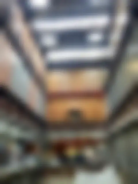 Activités 1 360 m² – Paris (75010) – offre confidentielle