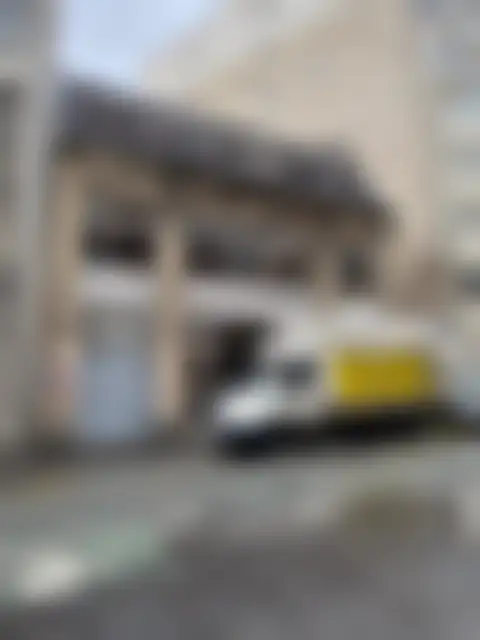 Activités 1 360 m² – Paris (75010) – offre confidentielle