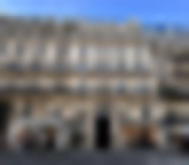 Bureau 140 m² – Paris (75006) – offre confidentielle