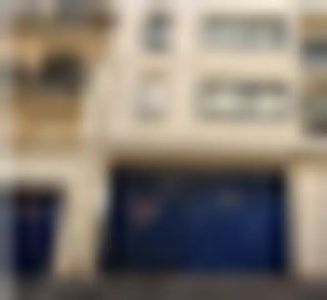 Activités – Paris (75011) – offre confidentielle