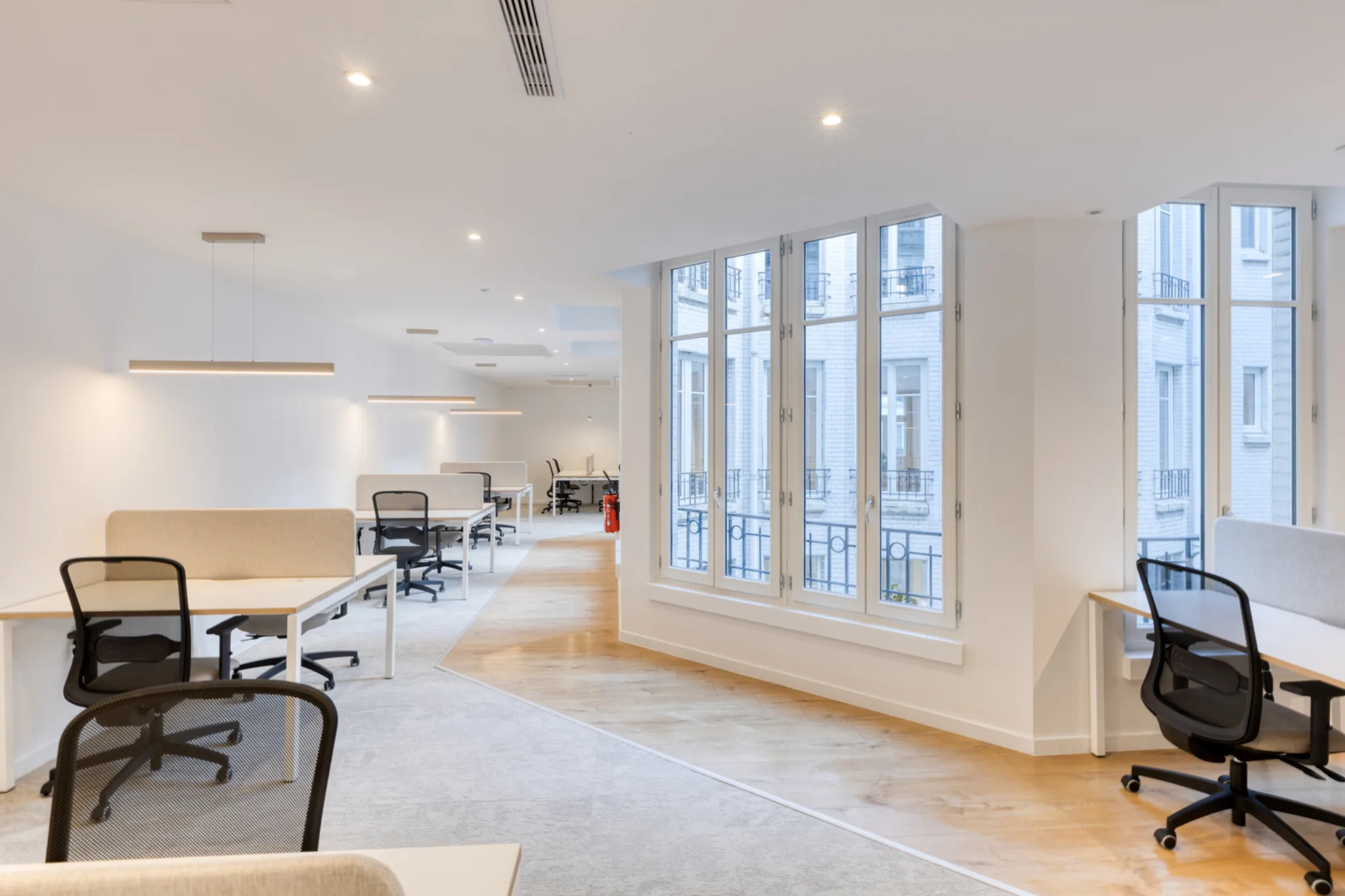 Bureau 1 160 m² – Paris (75009)