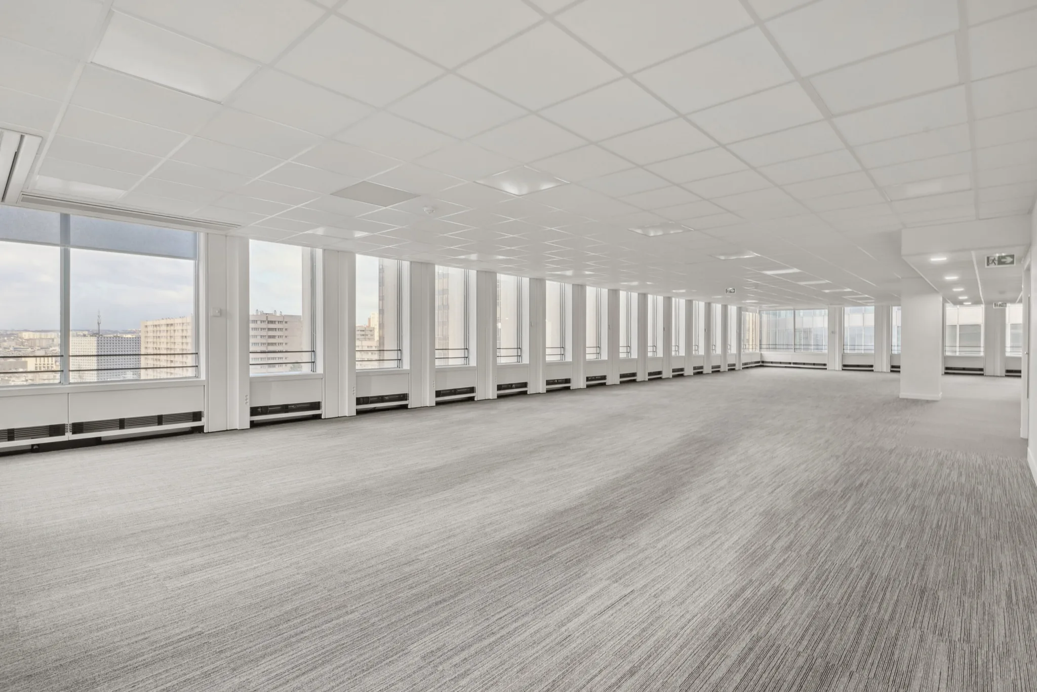 Bureau 1 036 m² – Puteaux (92800)