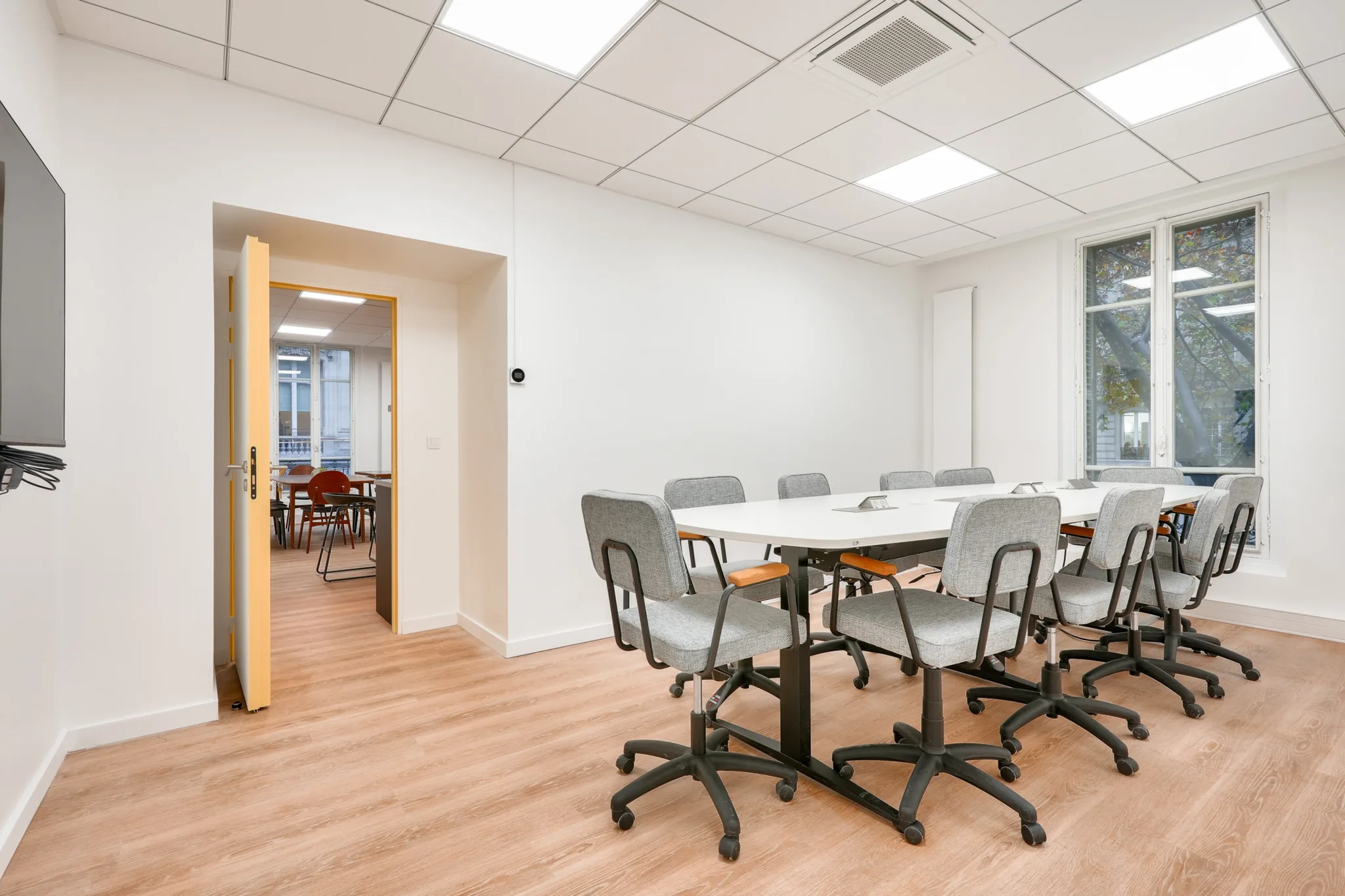 Bureau 280 m² – Paris (75008)
