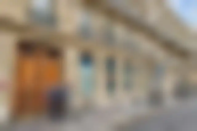 Bureau 420 m² – Paris (75116) – offre confidentielle