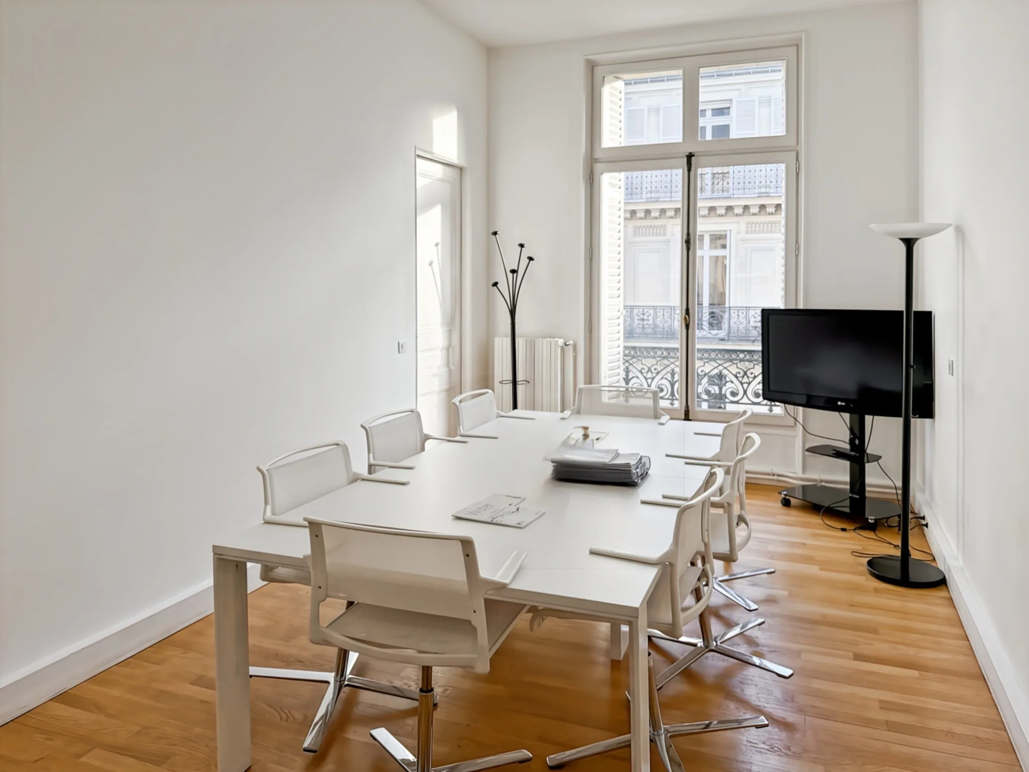 Coworking 2 m² – Paris (75008)