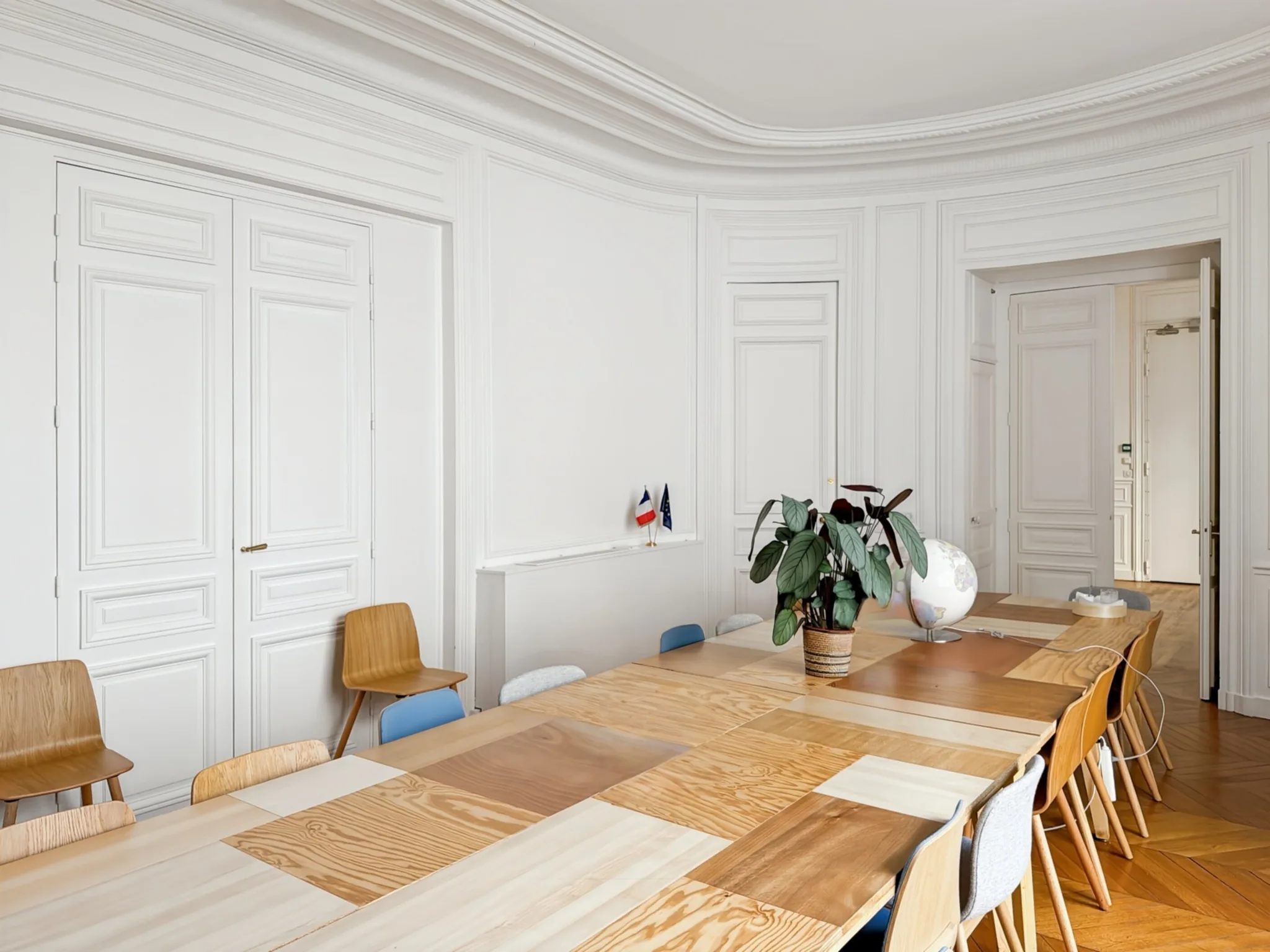 Coworking 2 m² – Paris (75008)