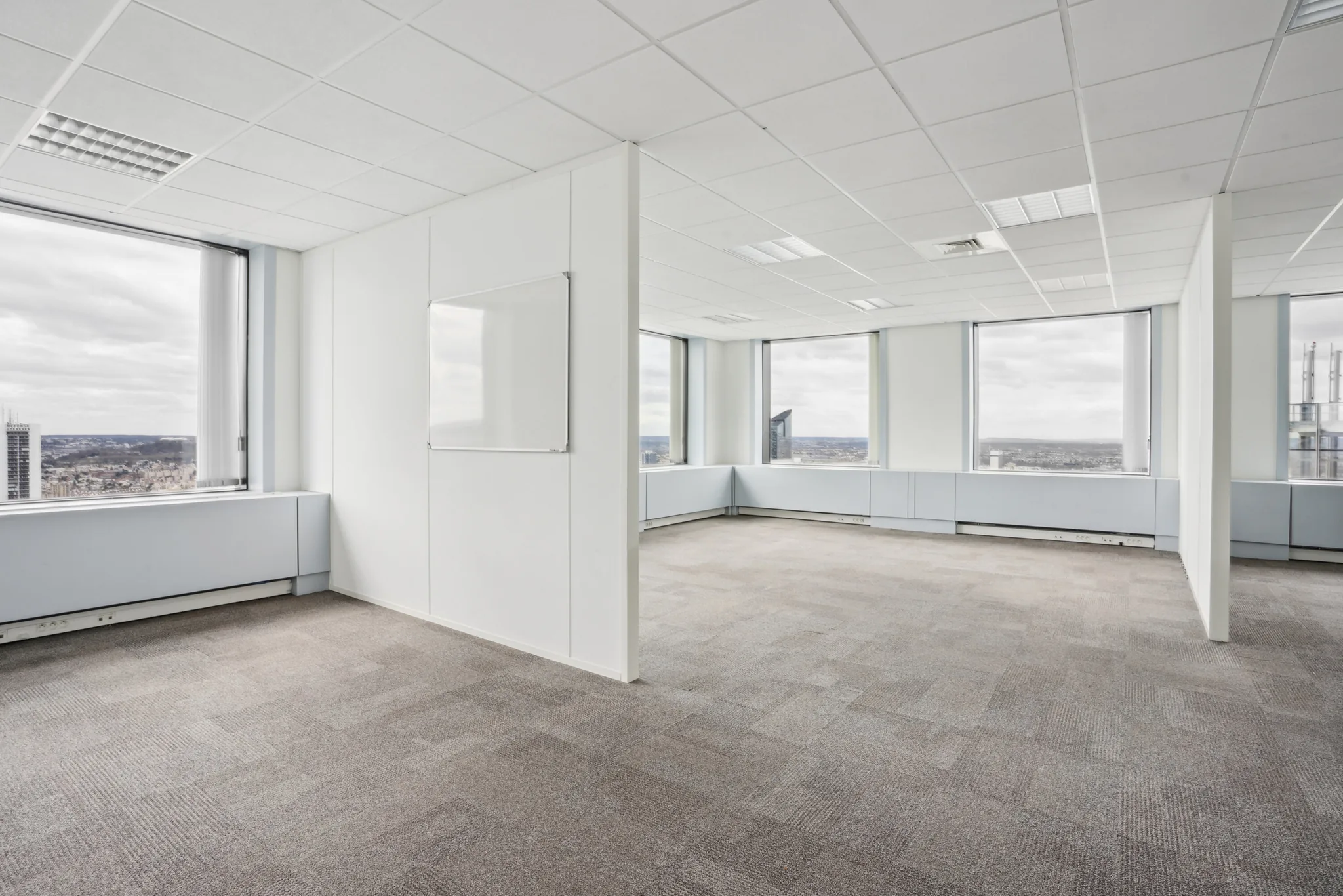 Bureau 6 900 m² – Courbevoie (92400)
