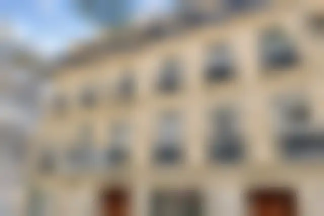 Bureau 890 m² – Paris (75016) – offre confidentielle