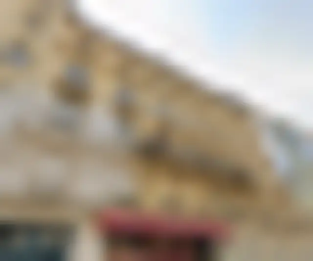 Bureau 120 m² – Paris (75116) – offre confidentielle