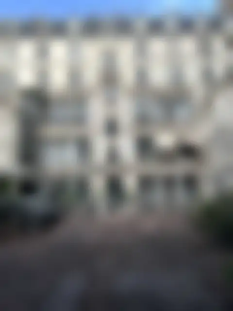 Bureau 260 m² – Paris (75010) – offre confidentielle