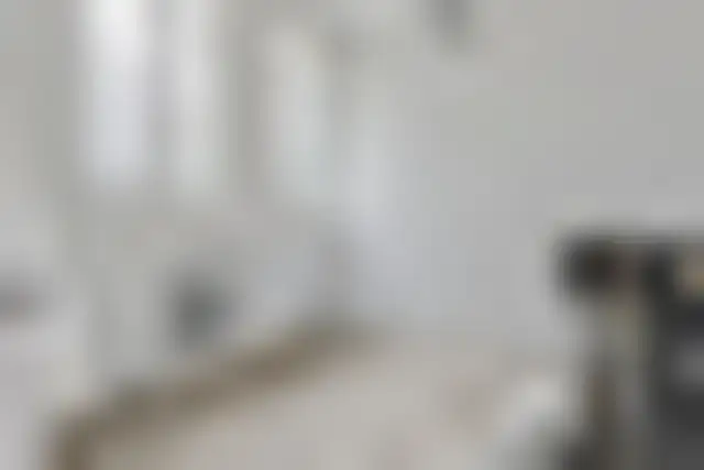 Local Professionnel 90 m² – Paris (75007) – offre confidentielle