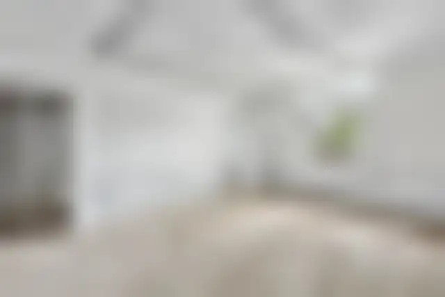 Local Professionnel 90 m² – Paris (75007) – offre confidentielle