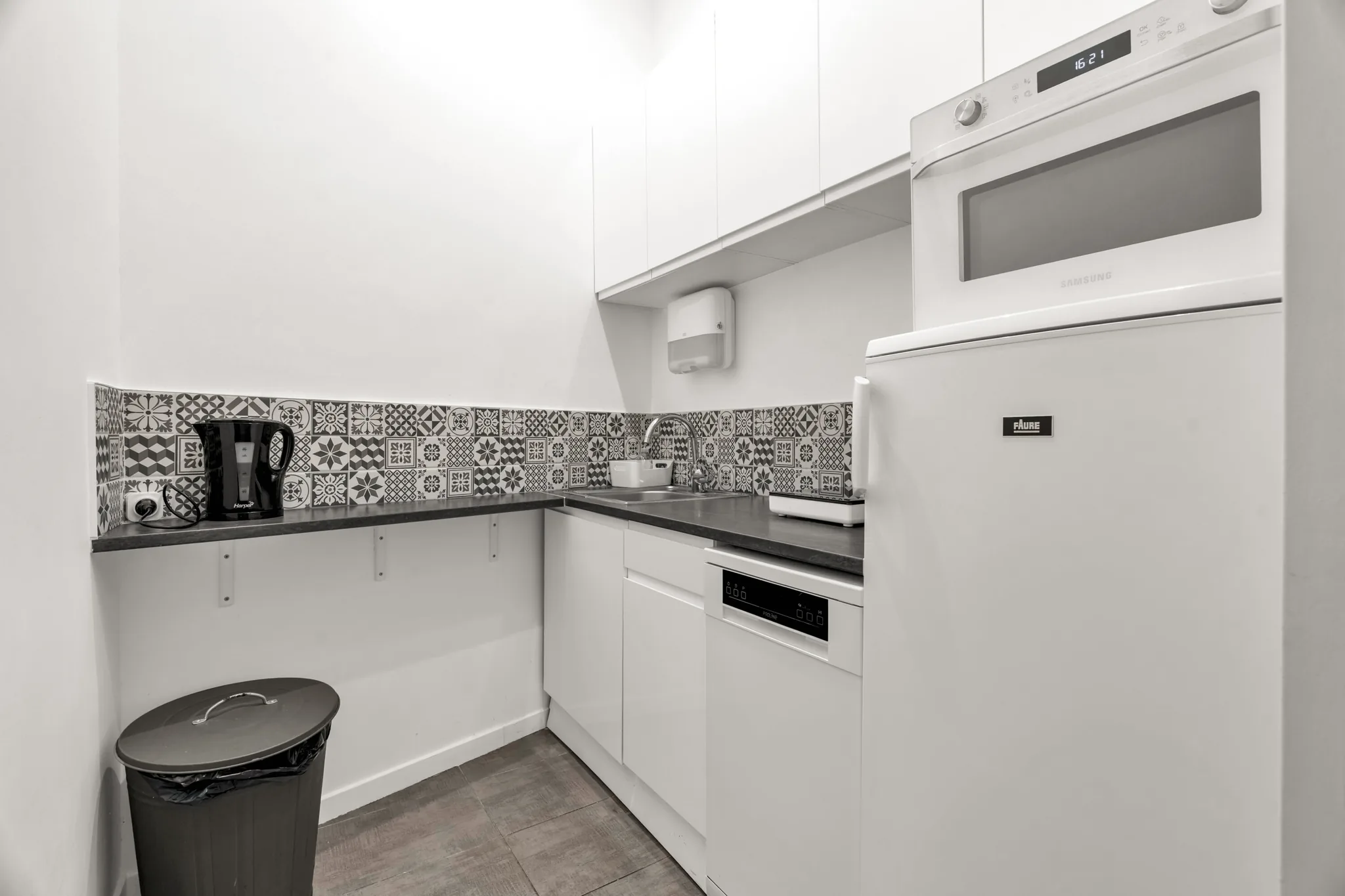 Bureau – Paris (75116)