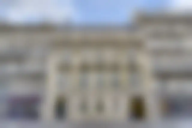 Bureau 2 680 m² – Paris (75008) – offre confidentielle