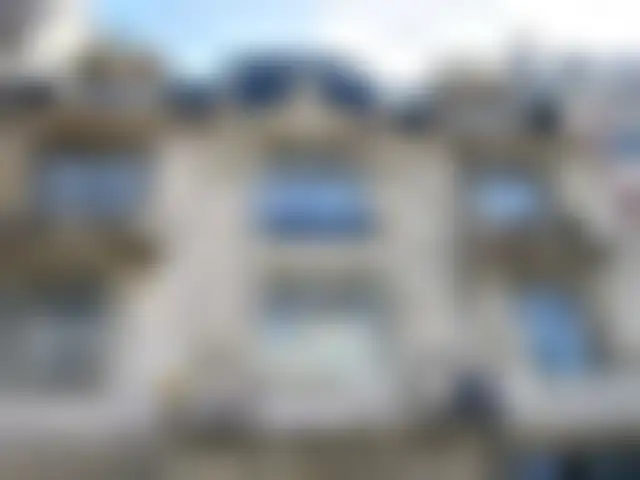 Bureau 1 830 m² – Paris (75010) – offre confidentielle