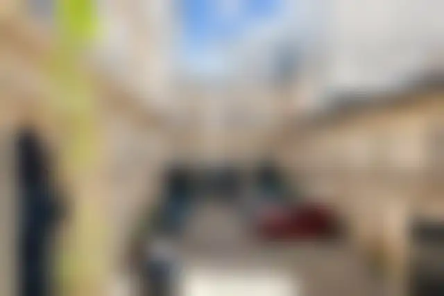 Bureau 120 m² – Paris (75007) – offre confidentielle
