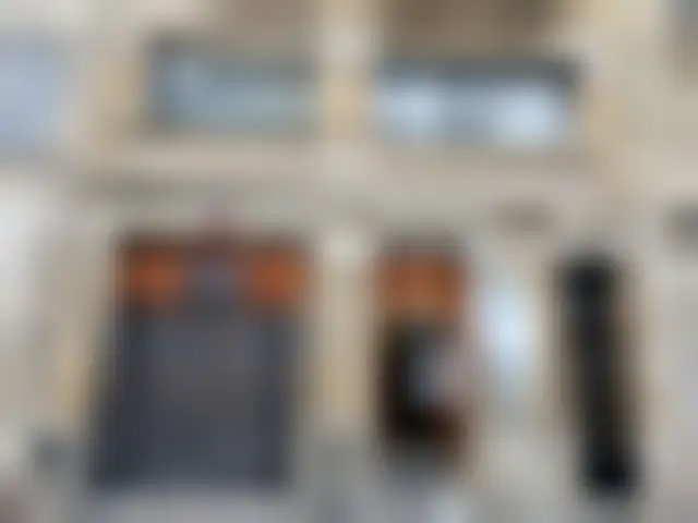 Bureau – Paris (75011) – offre confidentielle