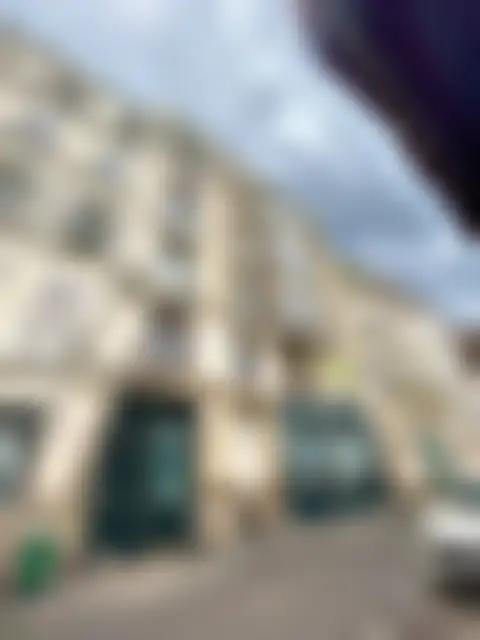 Bureau 180 m² – Paris (75007) – offre confidentielle