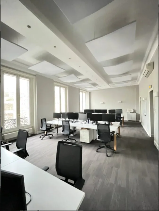Bureau 491 m² – Paris (75009)