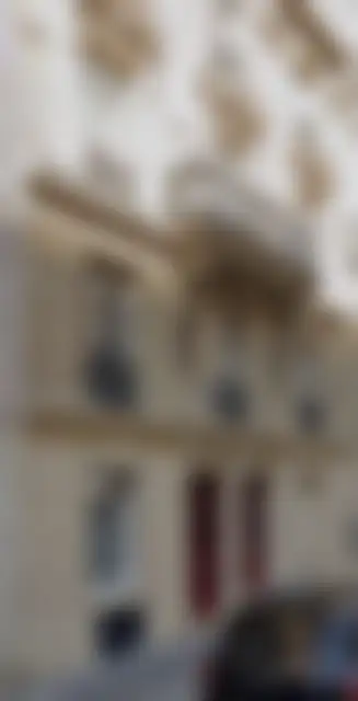 Local Professionnel 40 m² – Paris (75017) – offre confidentielle
