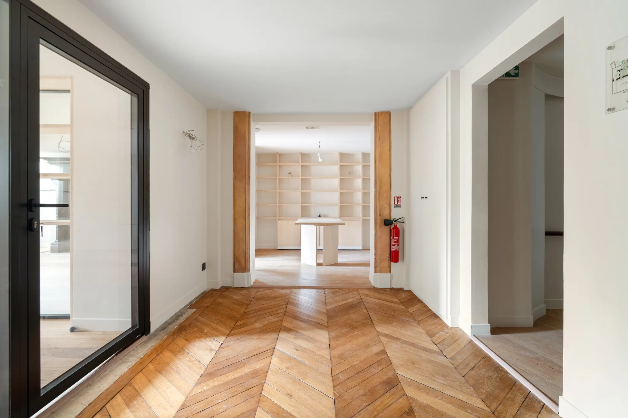 Bureau 325 m² – Paris (75008)