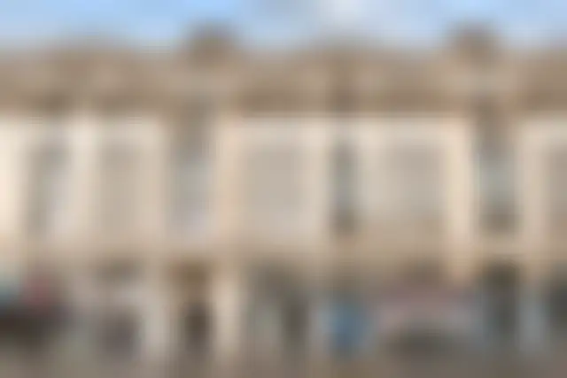Bureau 1 310 m² – Paris (75008) – offre confidentielle