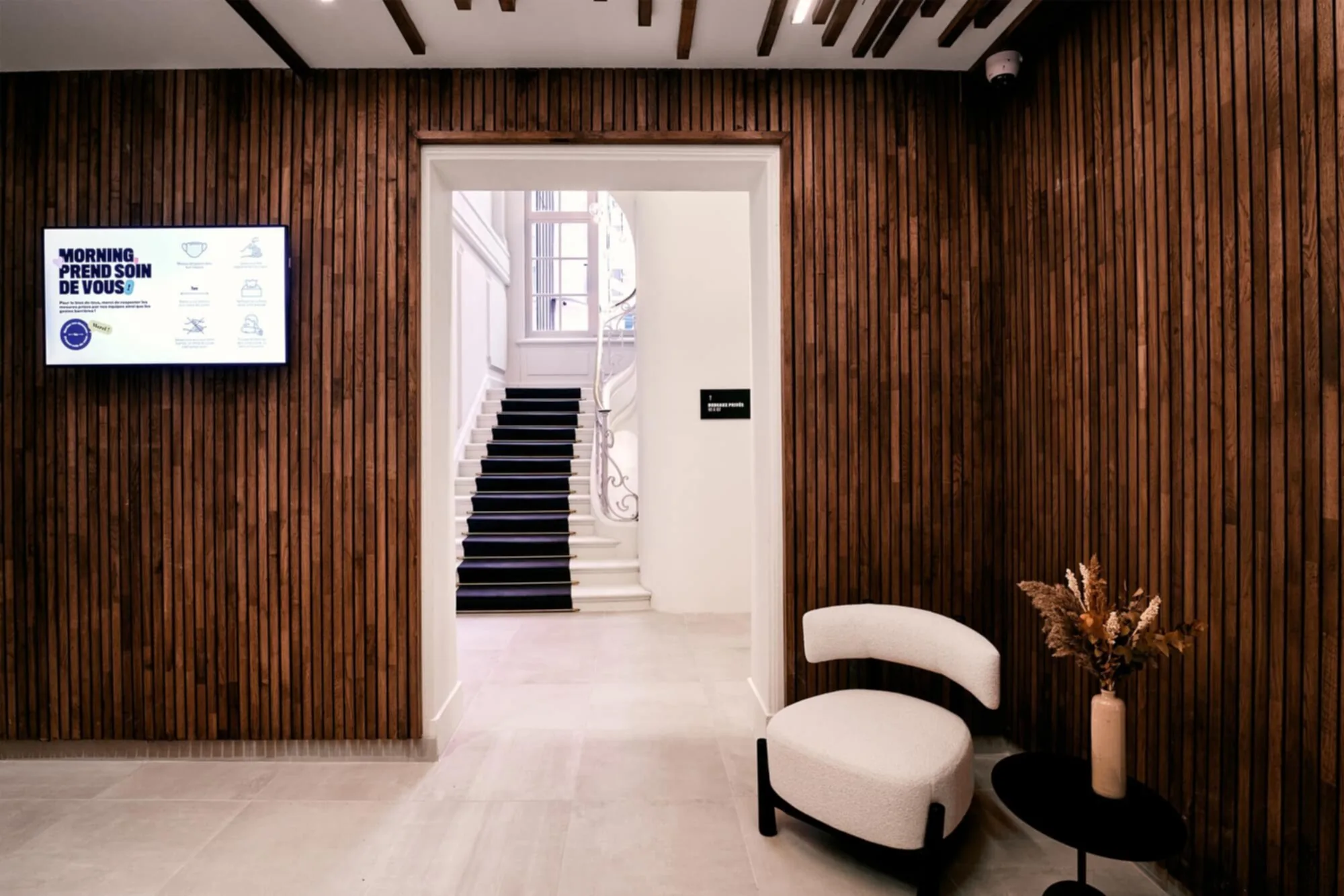 Bureau 165 m² – Paris (75116)